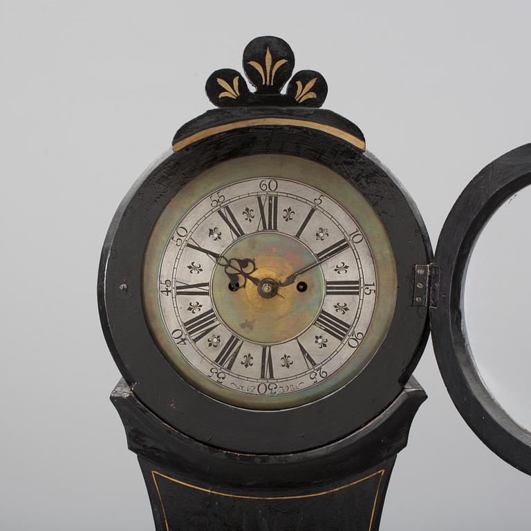 A 19th century grandfather clock.