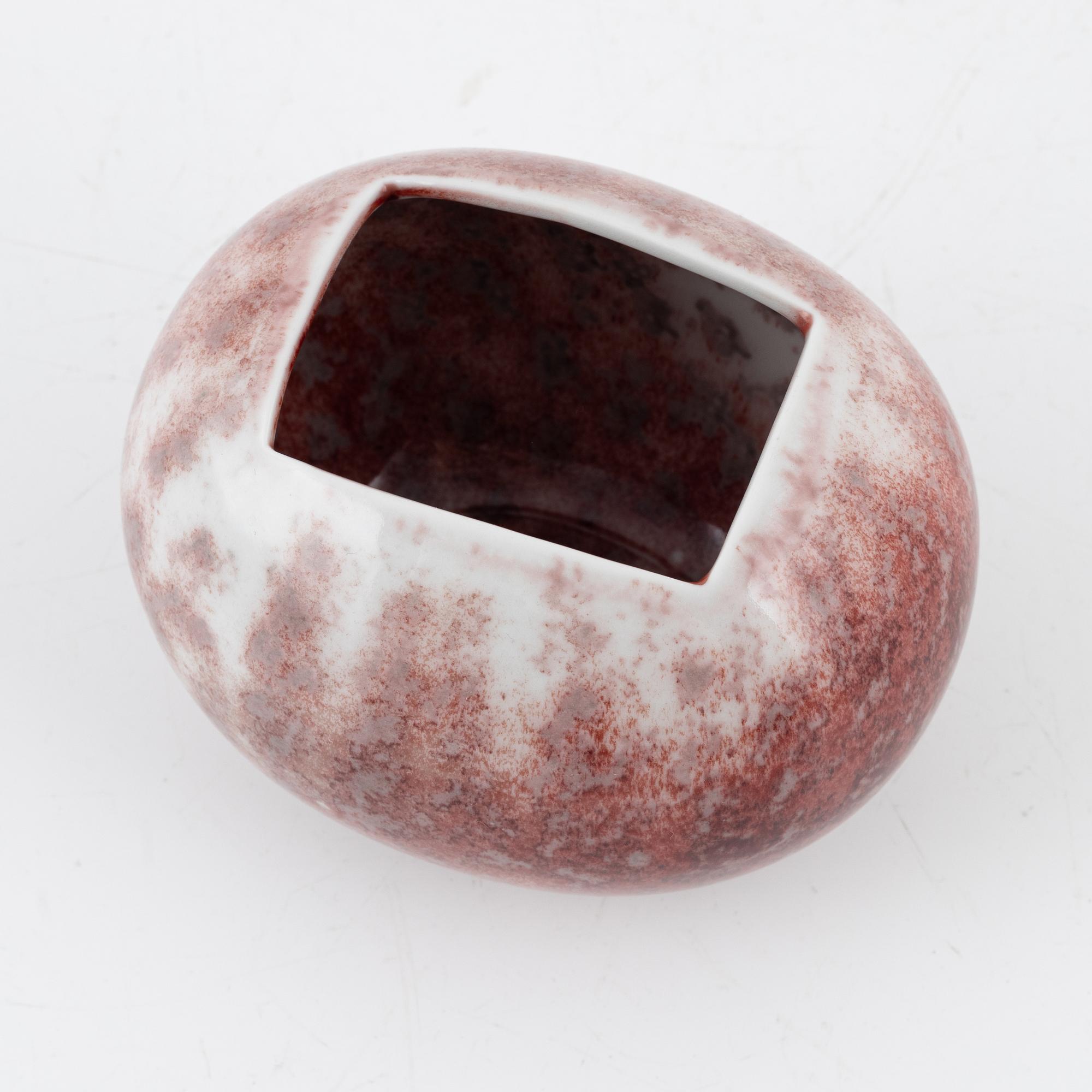 Oiva Toikka, a vase, Rörstrand.