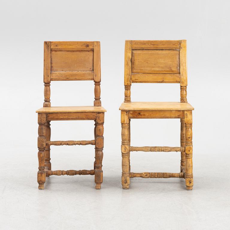 A pair of Swedish provincial chairs, 18th/19th century.