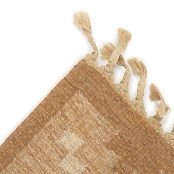 A flat weave rug, signed GG, Gitt Grännsjö-Carlsson, c. 205 x 138 cm.