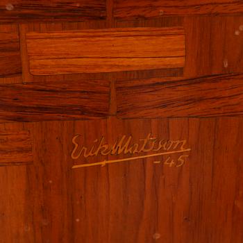 SKÅP, art déco, Erik Matsson, Mjölby Intarsia, 1900-talets andra hälft.