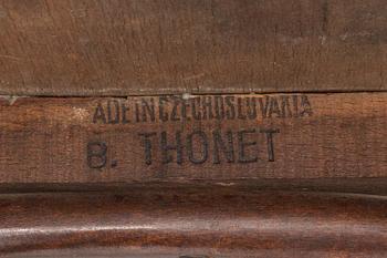 STOLAR, 4 st, bl a Thonet, 1900-talets första hälft.