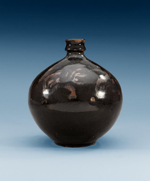 A Henan black Song-style vase.