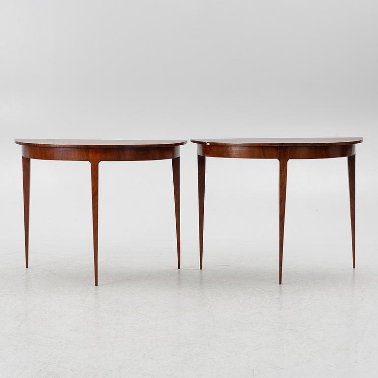 Månbord, ett par, 1800-talets andra hälft.