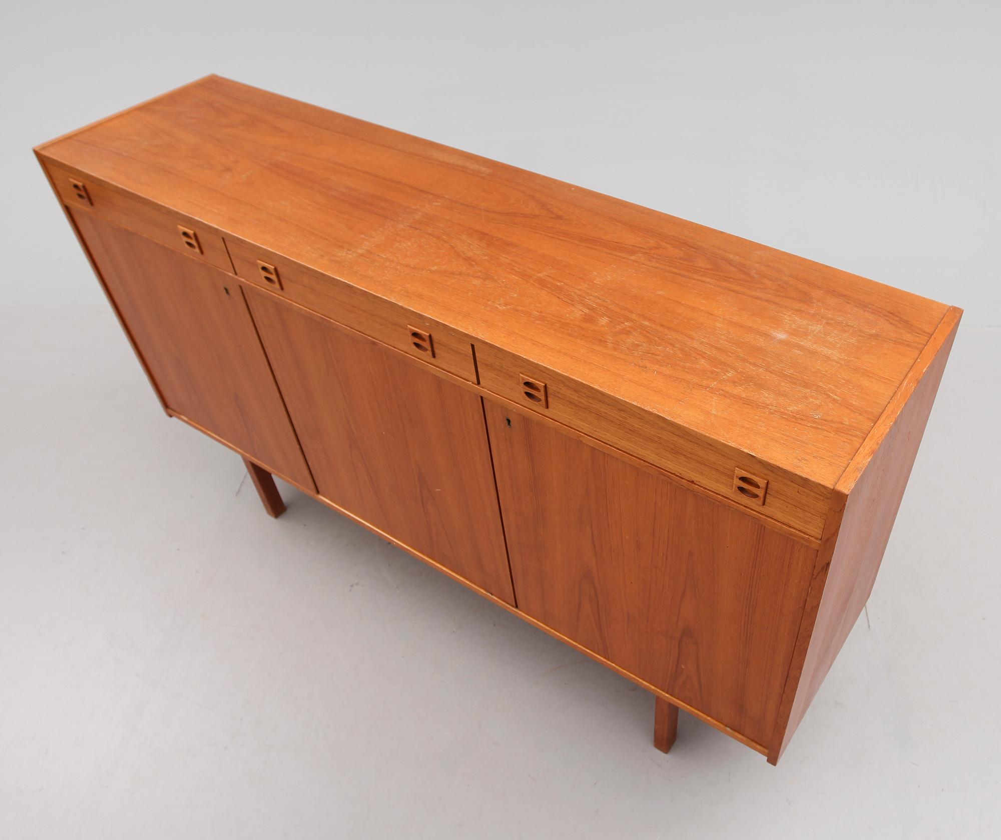 SIDEBOARD, 1900-talets andra hälft.