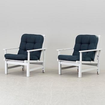 A pair of easy chairs by Elsa Stackelberg, Fri Form.