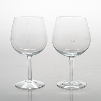 Signe Persson-Melin, a set of 6 wine glasses "Bouquet". Kosta Boda.