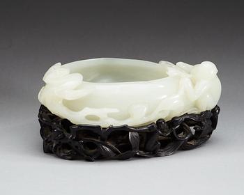 PENSELBAD, nefrit. Qing dynastin, 1900-talets början.