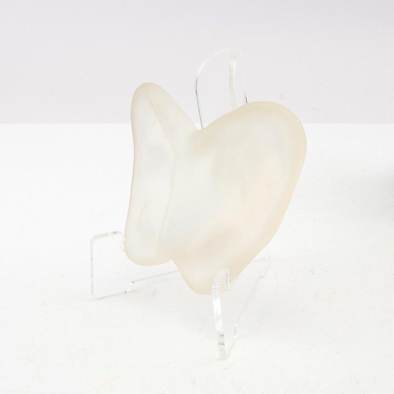 Monika Larsen Dennis, sculpture.