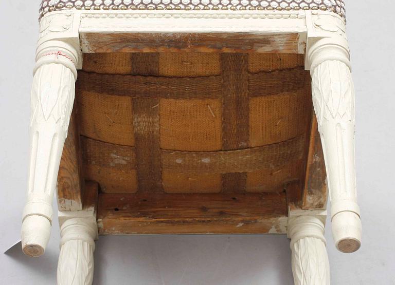 TABURETT, gustavianskt provinsarbete omkr 1800.