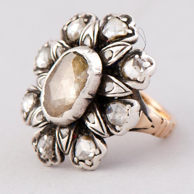 A RING, rose cut diamonds, silver, gold.