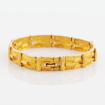 Björn Weckström, 18K gold "Kaskad"  bracelet.