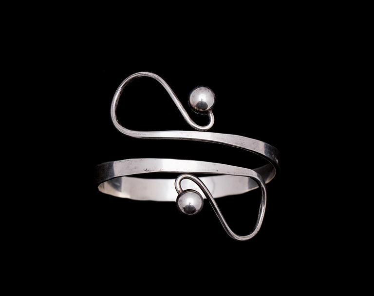 ARMRING,, strelingsilver, design Anna-Greta Eker. Importstämplar.Vikt ca 40 g.