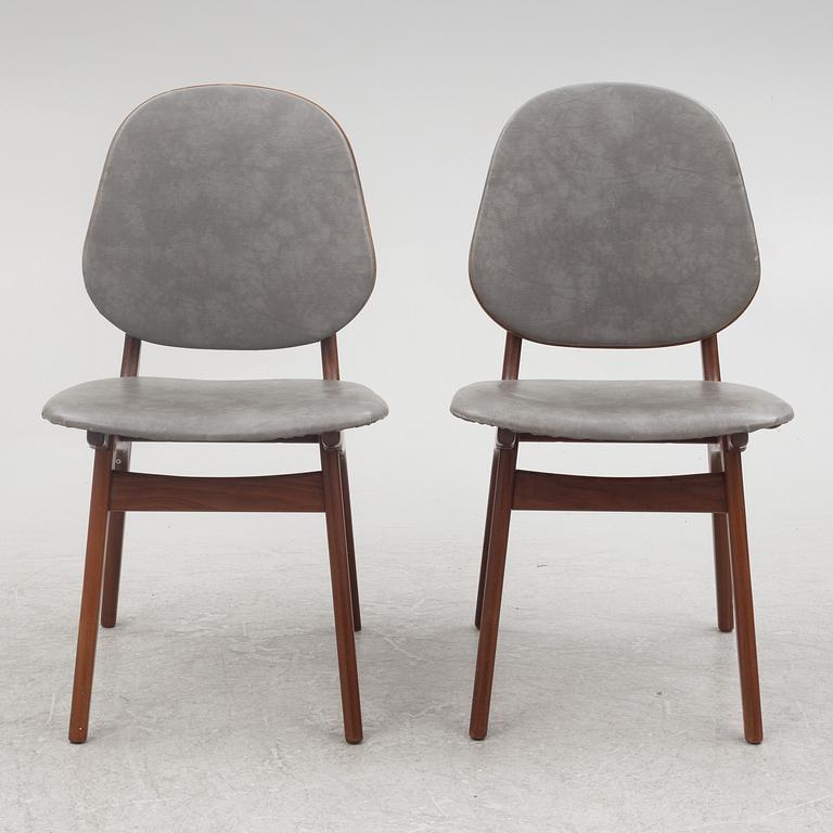 Arne Hovmand-Olsen,  a set of six model 75 chairs, Mogens Kold Møbelfabrik, Denmark 1960s.