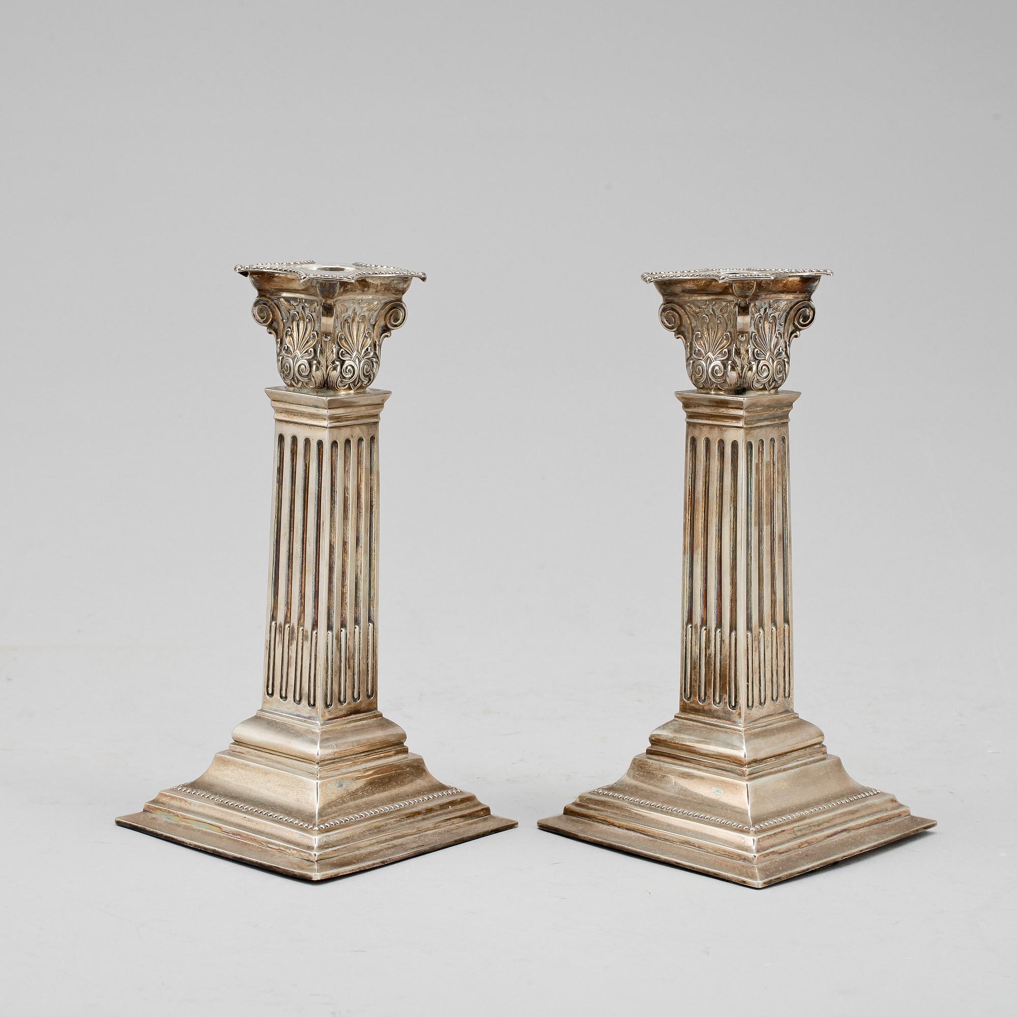 LJUSSTAKAR, ett par, silver, C G Hallberg, Stockholm, 1906.