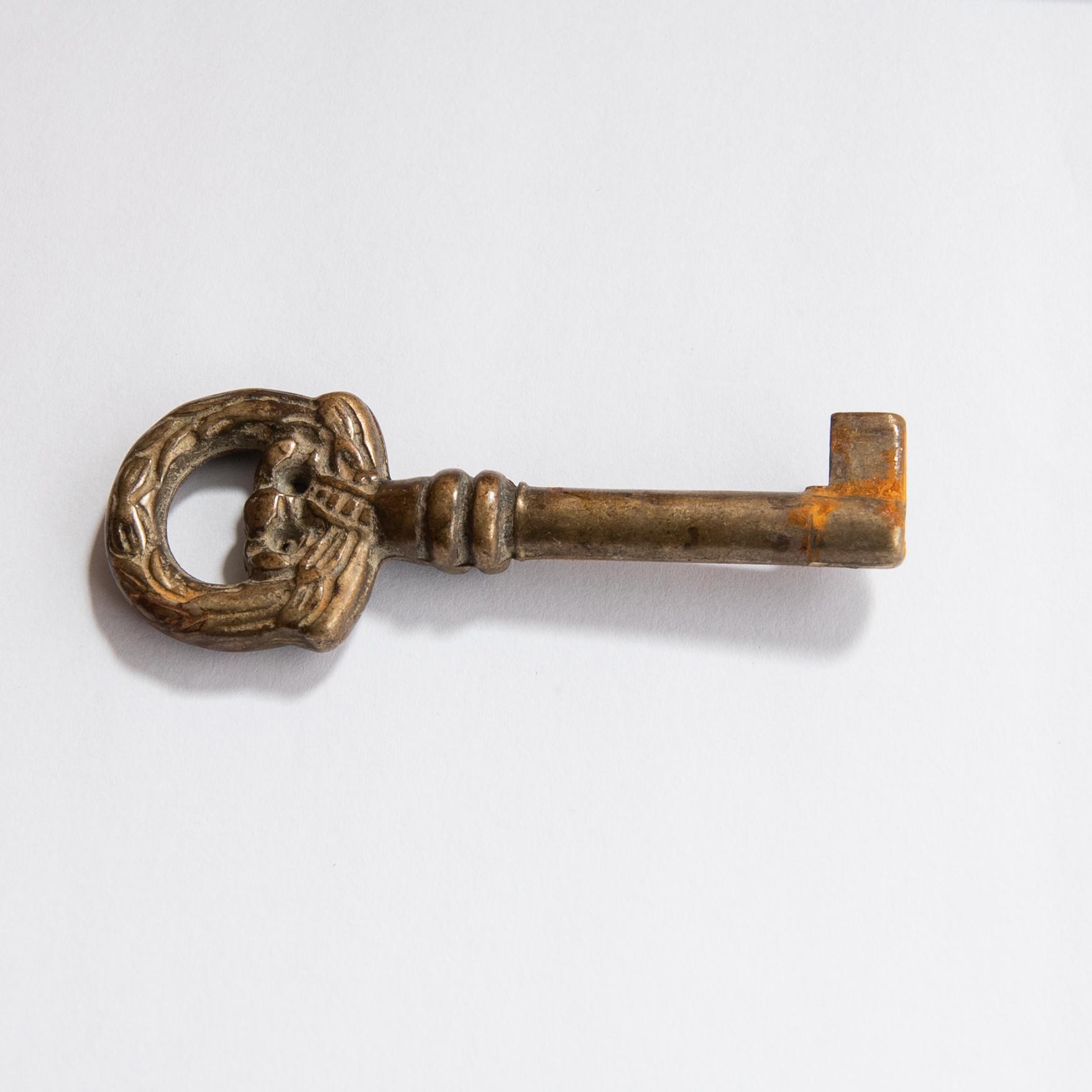 Display cabinet/wardrobe, first half of the 20th century.