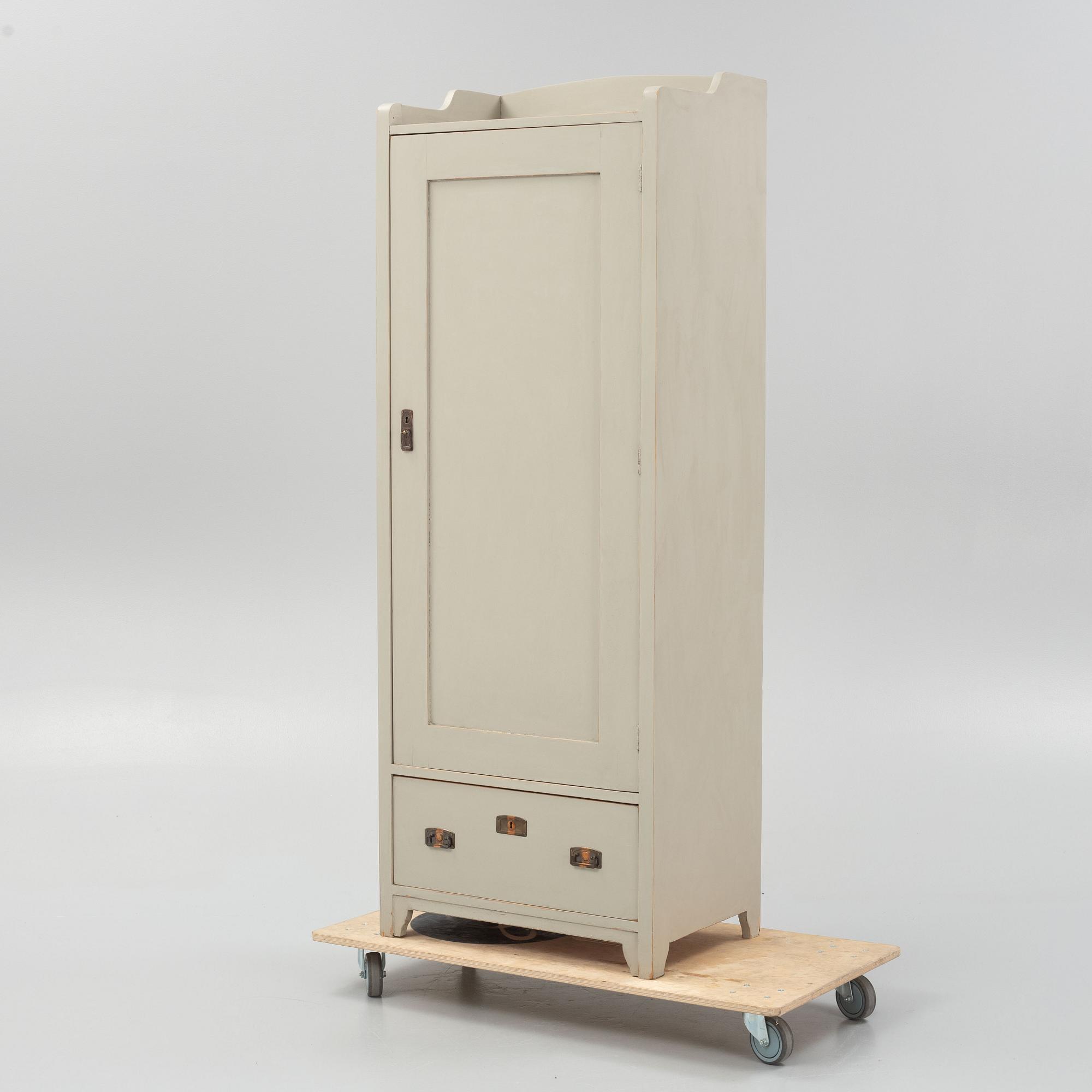 A painted cabinet, around the year 1900.