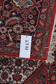 Matta, Bidjar tekab, ca 318 x 219 cm.