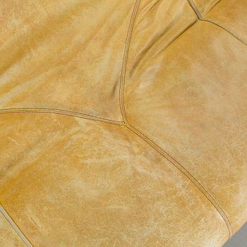 A 1970s sofa and armchair by Percival Lafer for Lafer MP, Brazil. CITES-certificate.