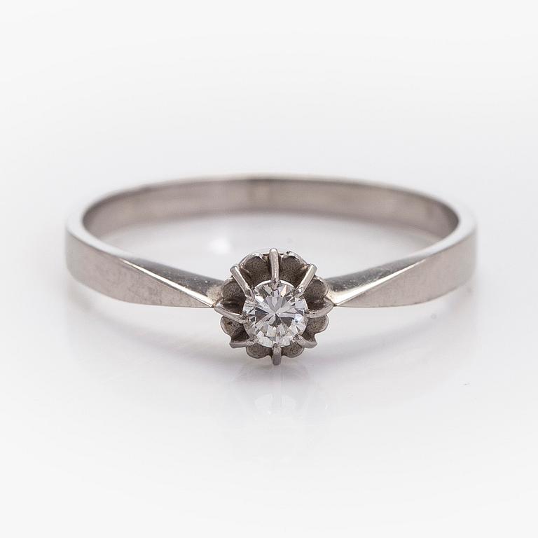 Ring, brilliant cut diamond, platinum, Peltonen & Kni, Helsinki.