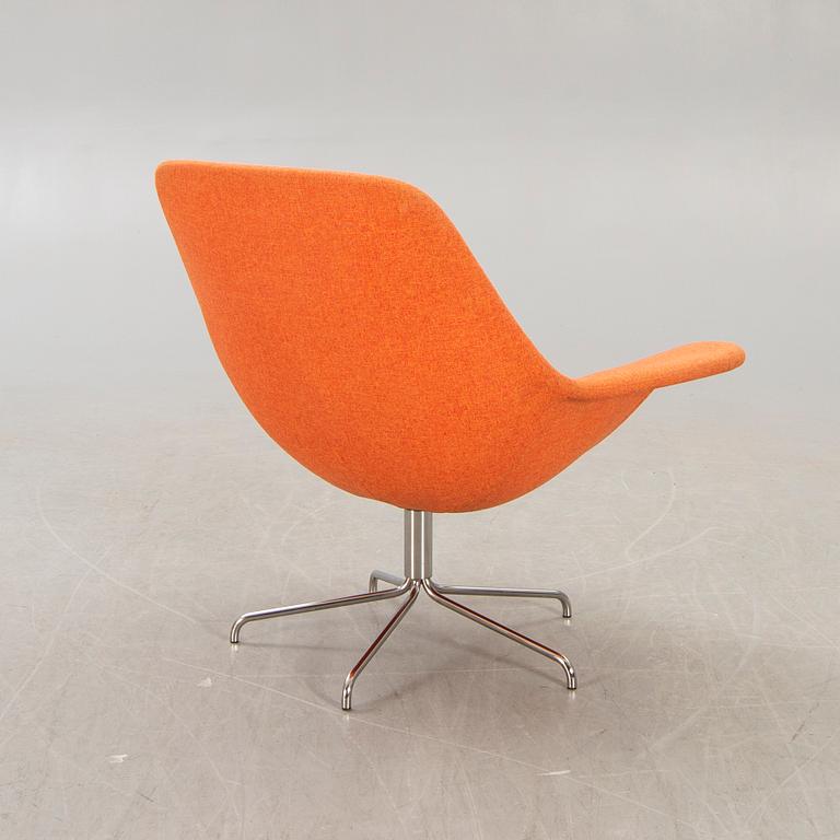 Michael Sodeau,  'Oyster Low' fåtölj, Offecct, 2000 -talet.