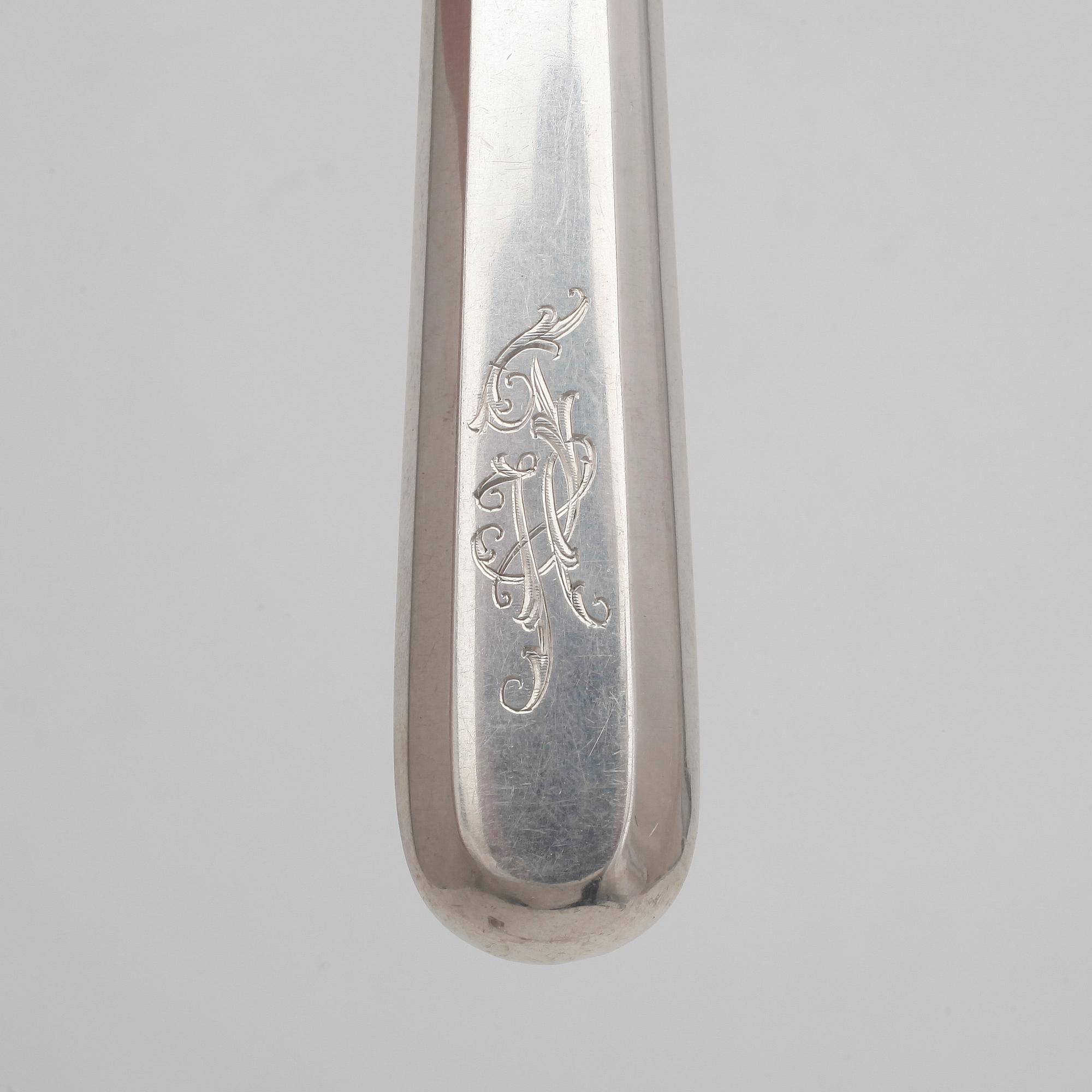 BESTICKSERVIS, 36 delar, silver, Ryssland, 1908-17. Vikt 3019 gram.