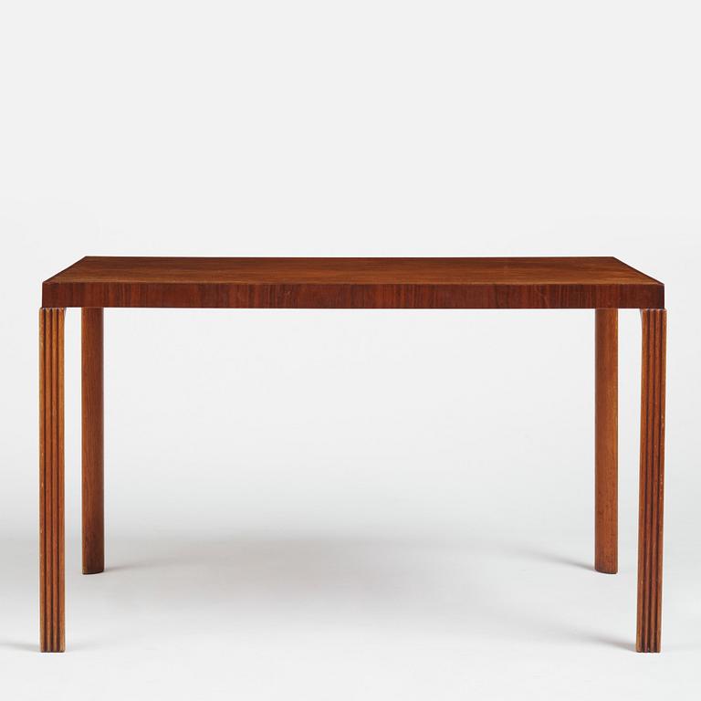 Bruno Mathsson, a rare and early table, Firma Karl Mathsson, Värnamo 1933.