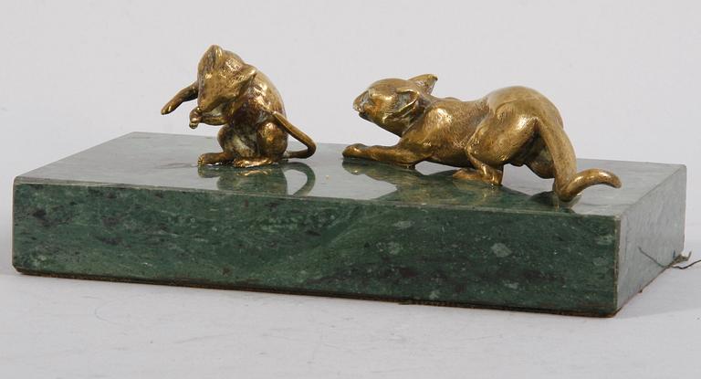 BREVPRESS, sten och mässing.