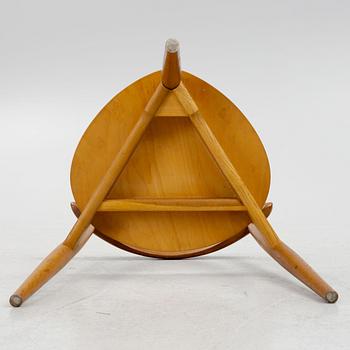 Hans J. Wegner, a "Hjertestolen" chair, Fritz Hansen, Denmark, second half of the 20th century.