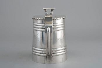 A TANKARD, 84 silver. Robert Kohun St. Petersburg 1882. Height 17 cm, weight 783 g.