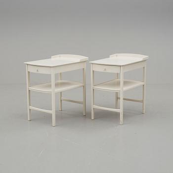 NATTDUKSBORD, ett par, "Birgitta", Carl Malmsten, Bodafors Möbelfabrik, 1960.