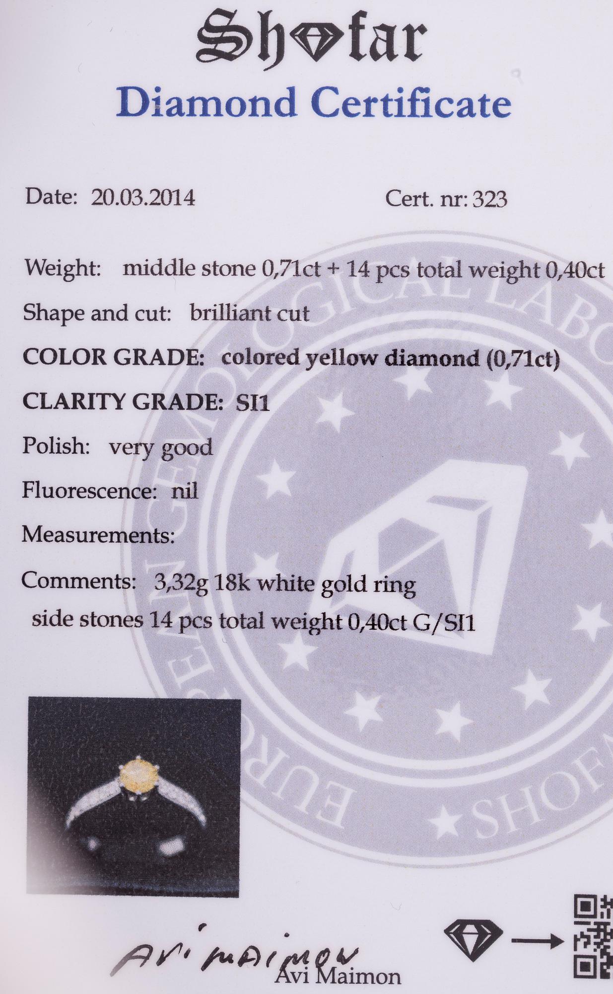 RING, 18K vitguld, gul diamant, diamanter. Vikt ca 3,3 g.