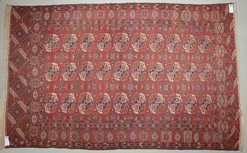 MATTA, Turkmen, ca 230x143 cm.