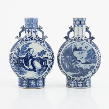 Two blue and white Chinese moonflasks, Qing dynasty, 19th century.