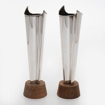 Tapio Wirkkala, two silver and teak 'Flame' vases, Kultakeskus, Hämeenlinna 1962 and 1964.
