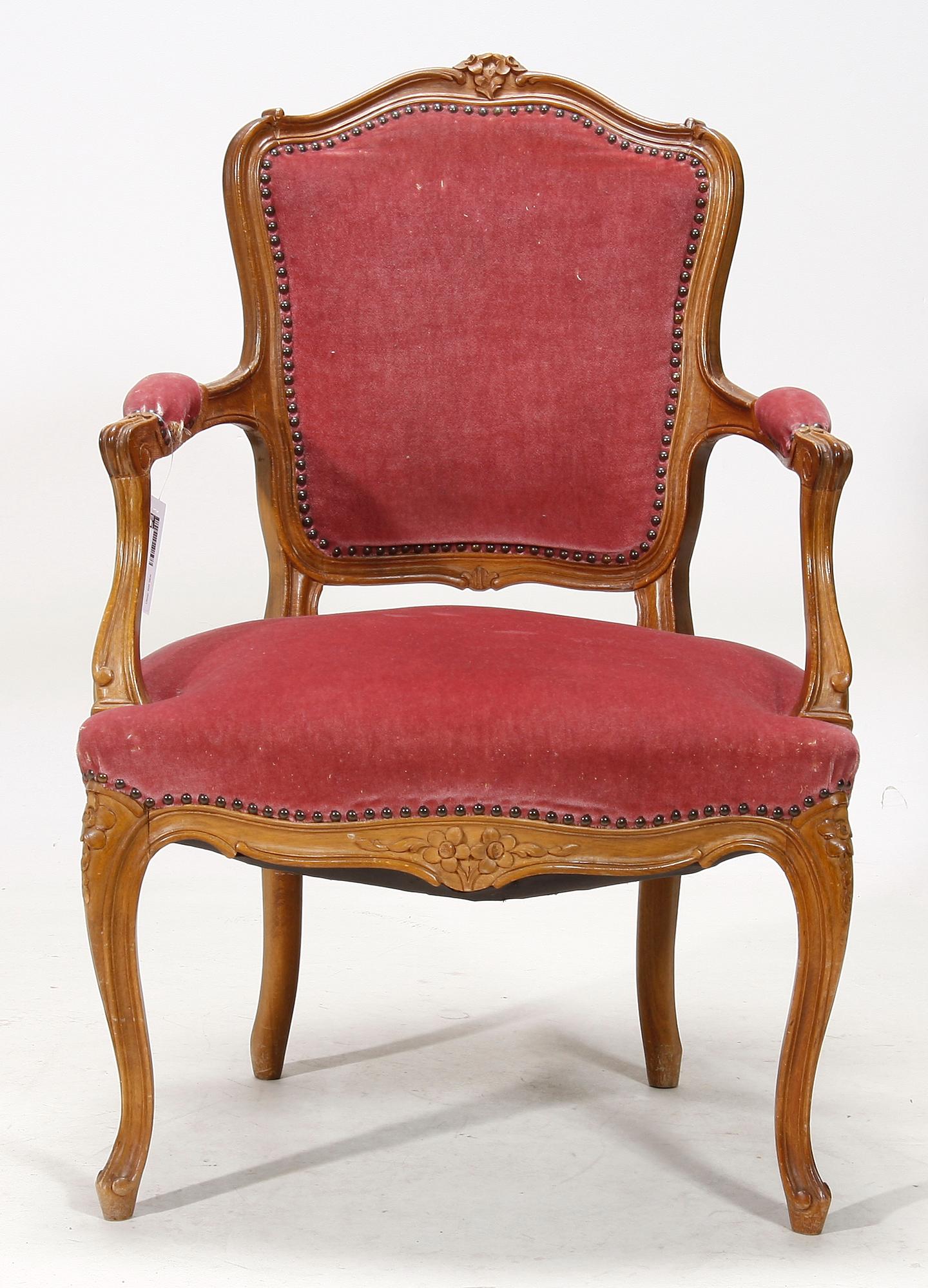 KARMSTOL, rokokostil, 1900-talets andra hälft.