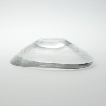 Tapio Wirkkala, A GLASS SCULPTURE.