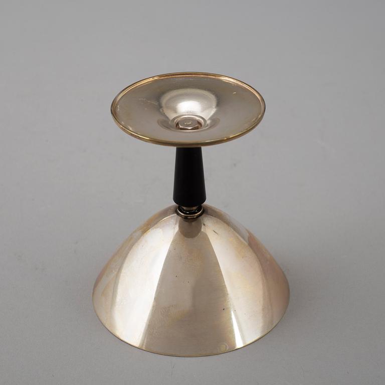 SHAKER SAMT 4 ST GLAS, nysilver samt bakelit, GAB, Folke Arström design, 1900-talets mitt.