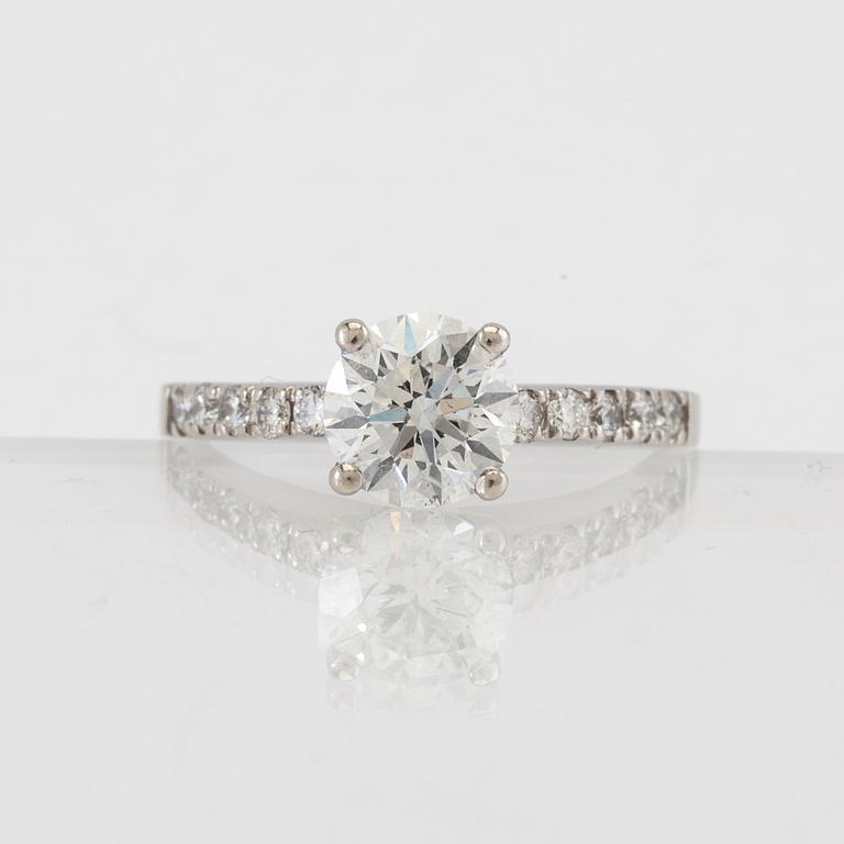 Ring 950 platinum with GIA-inscribed diamond approx. 1.27 ct.