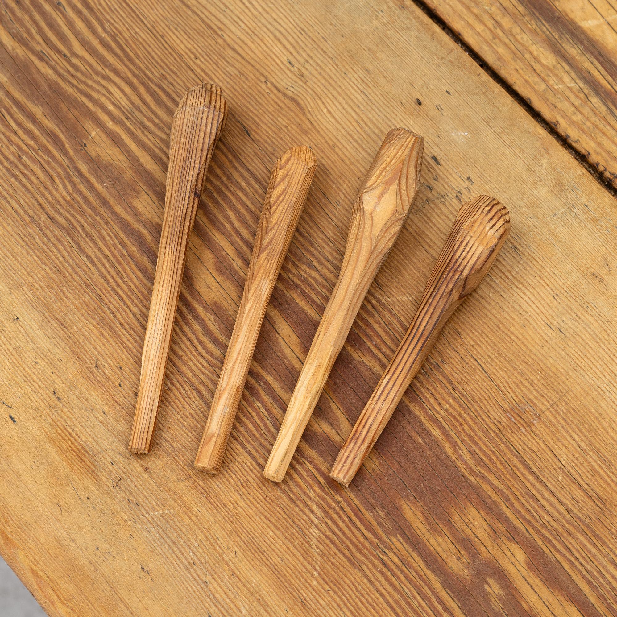A wooden table, 18th/19th century.