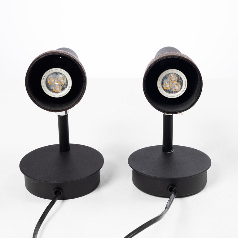 Sänglampor, ett par, "Talk", Marge Arkitekter för Örsjö Belysning.