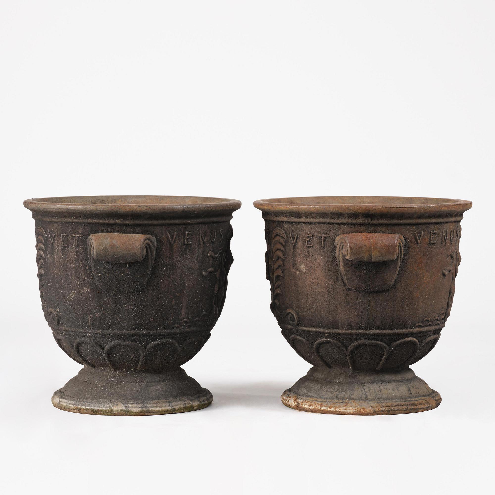 Ivar Johnsson, a pair of "Venus" cast iron urns, Näfveqvarns bruk, Swedish Grace.