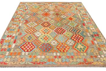 A Kilim carpet, c. 377 x 278 cm.