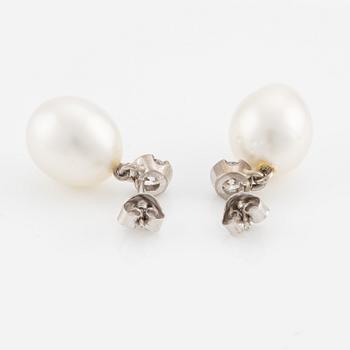 Earrings, a pair, with cultured pearls and brilliant-cut diamonds.