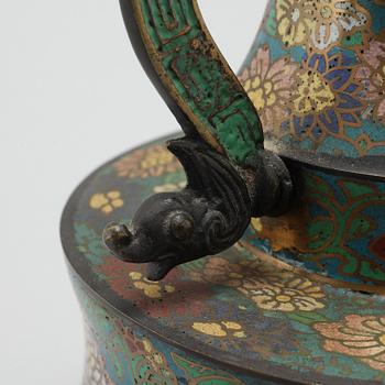 A Japanese cloisonné pot, circa 1900.