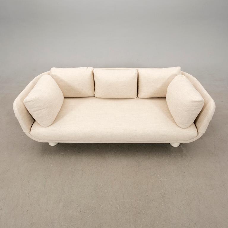 TAF, sofa, "Famna", for the Swedish company Svenskt Tenn, 2020s.