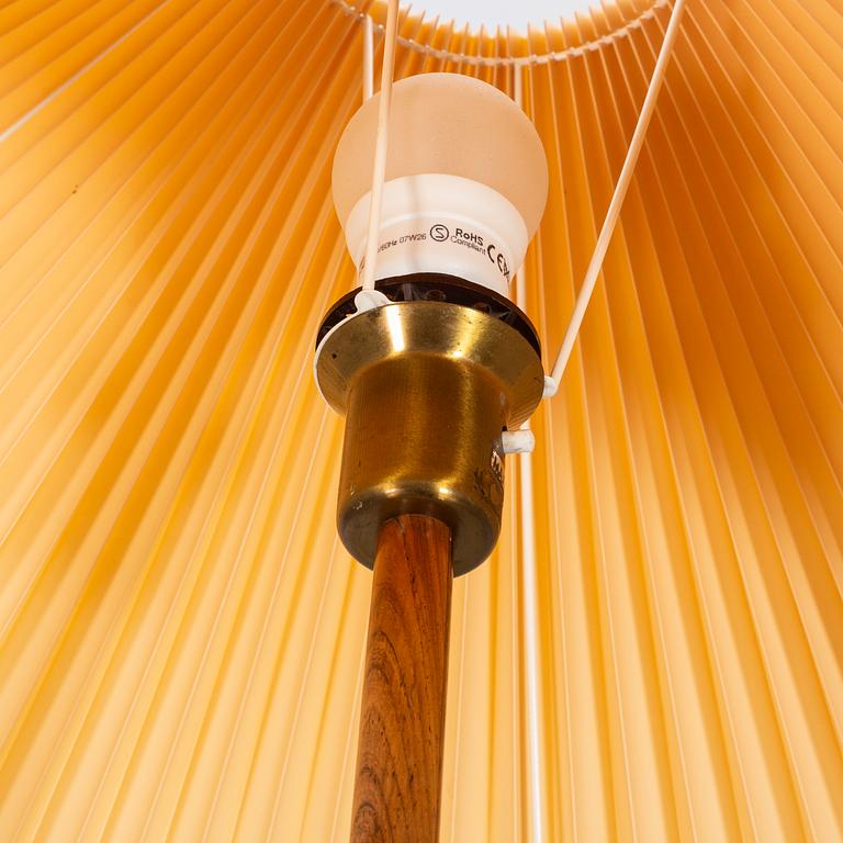 Golvlampa, 1900-talets mitt.