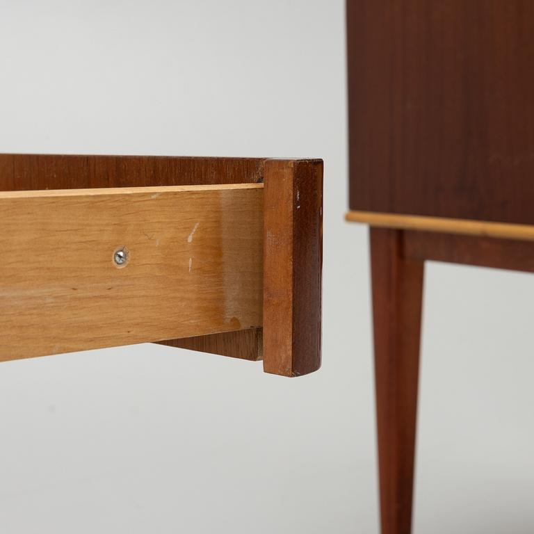 Sängbord, ett par, 1940-tal.