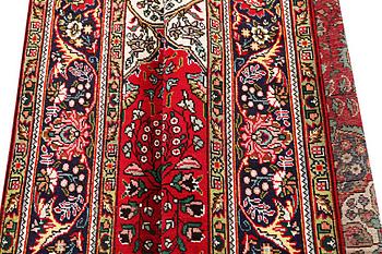 Matta, Täbriz, ca 278 x 196 cm.