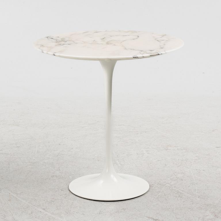 Eero Saarinen, a "Sulip" side table, Knoll Studio.